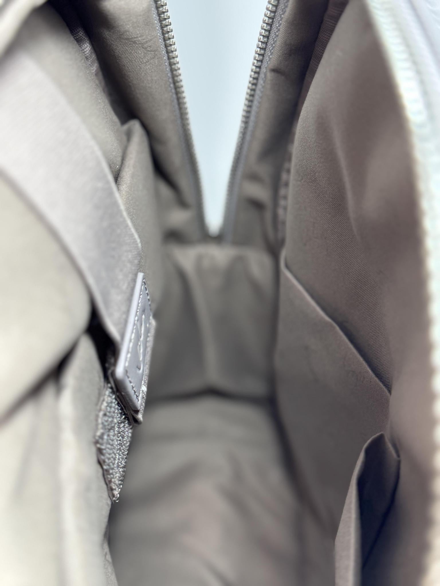 Velez Morral Purpura Chiaro