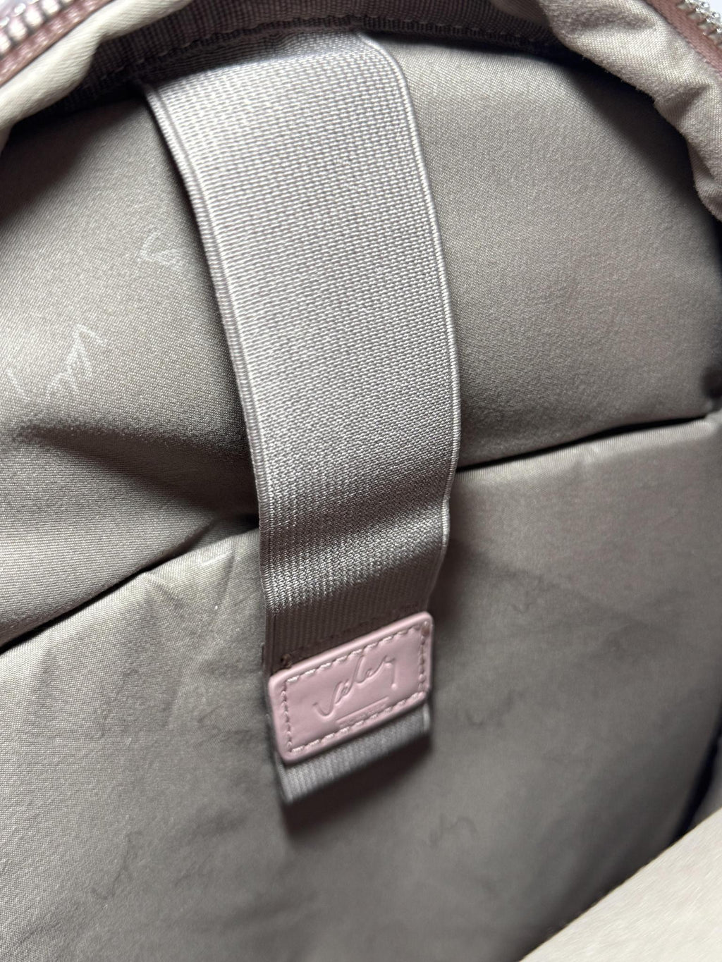 Velez Morral Purpura Chiaro