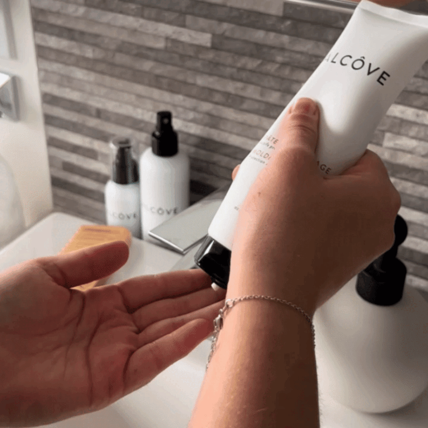 Pasta para molduras de alcobas