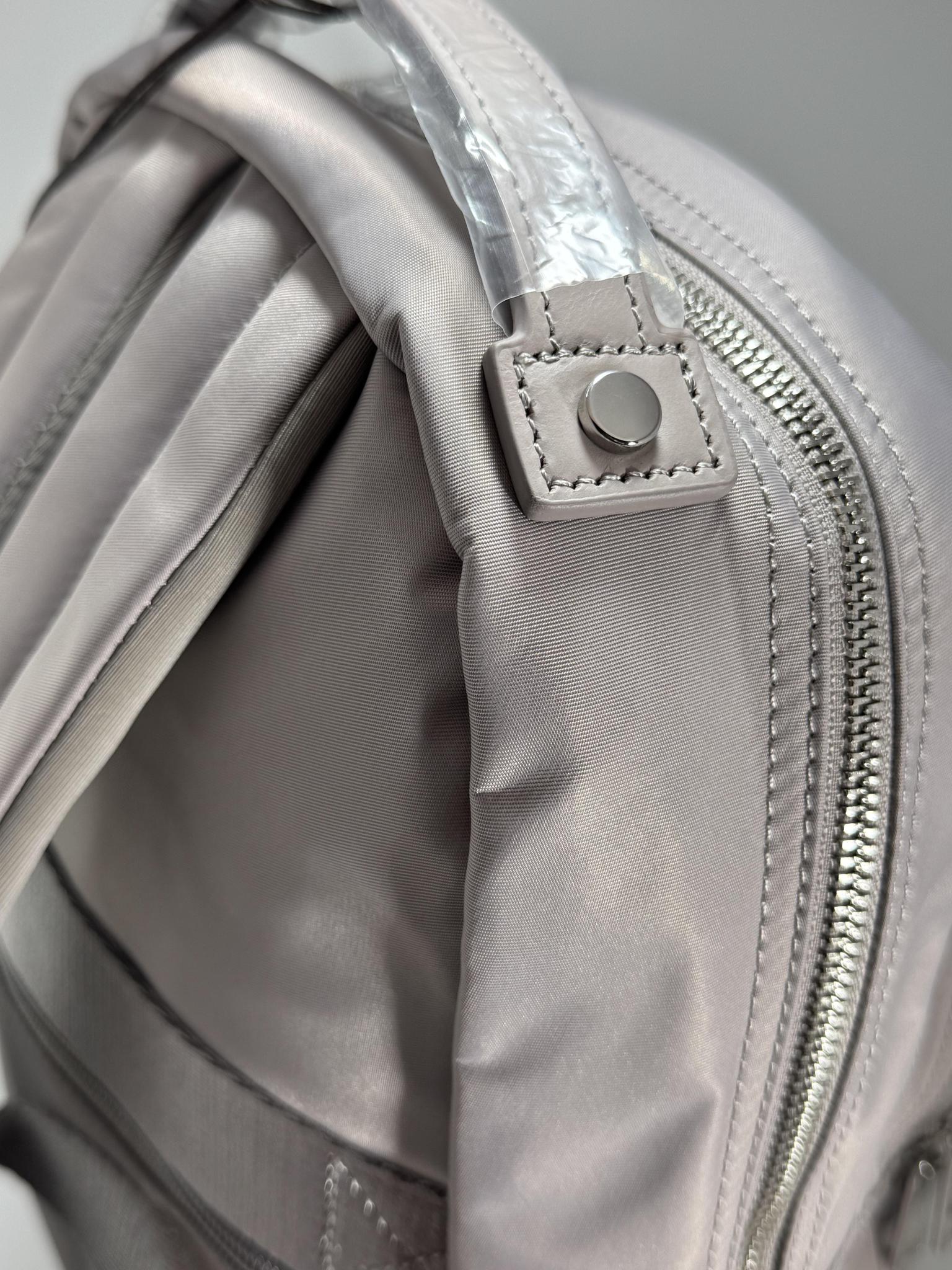 Velez Morral Purpura Chiaro